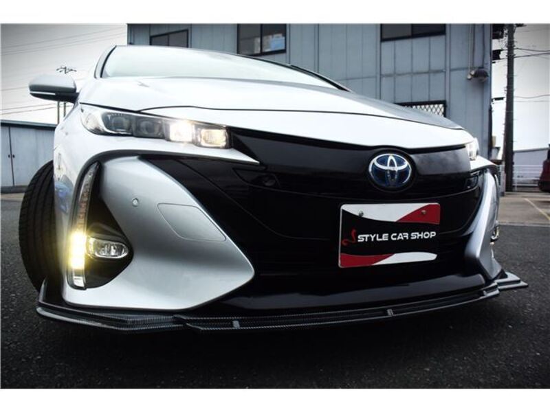 PRIUS PHV