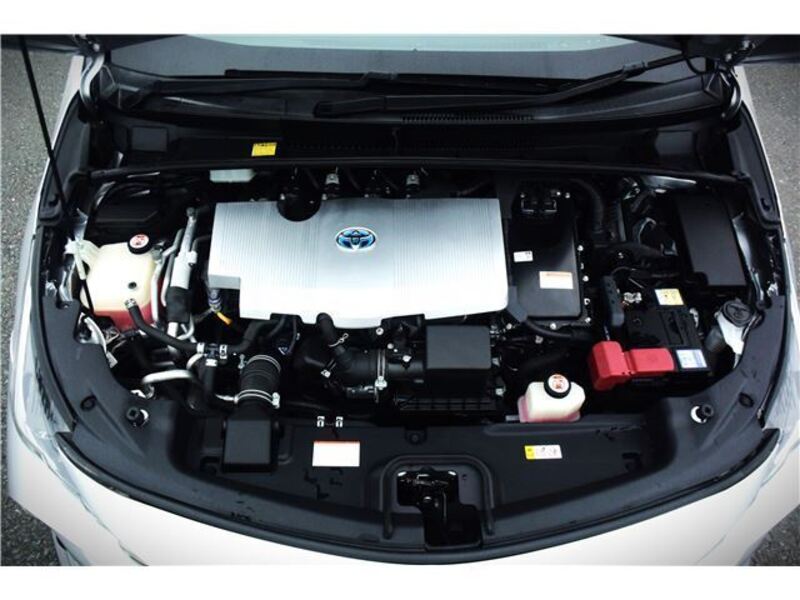 PRIUS PHV