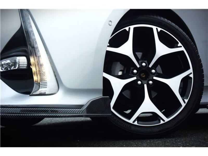 PRIUS PHV