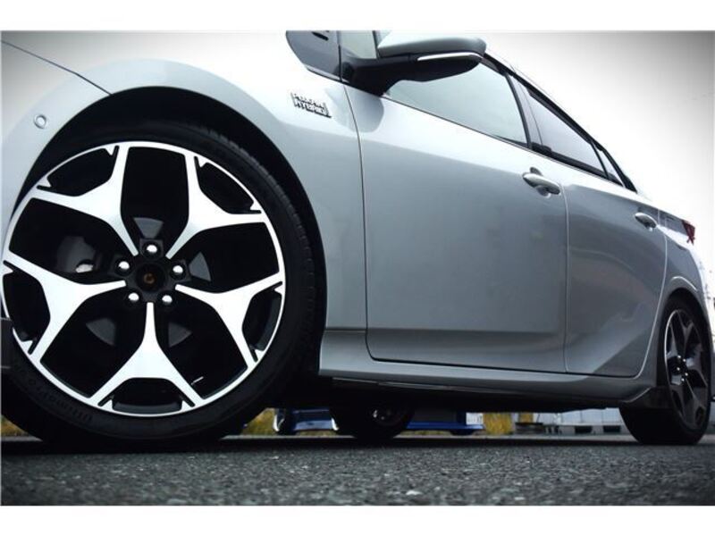 PRIUS PHV