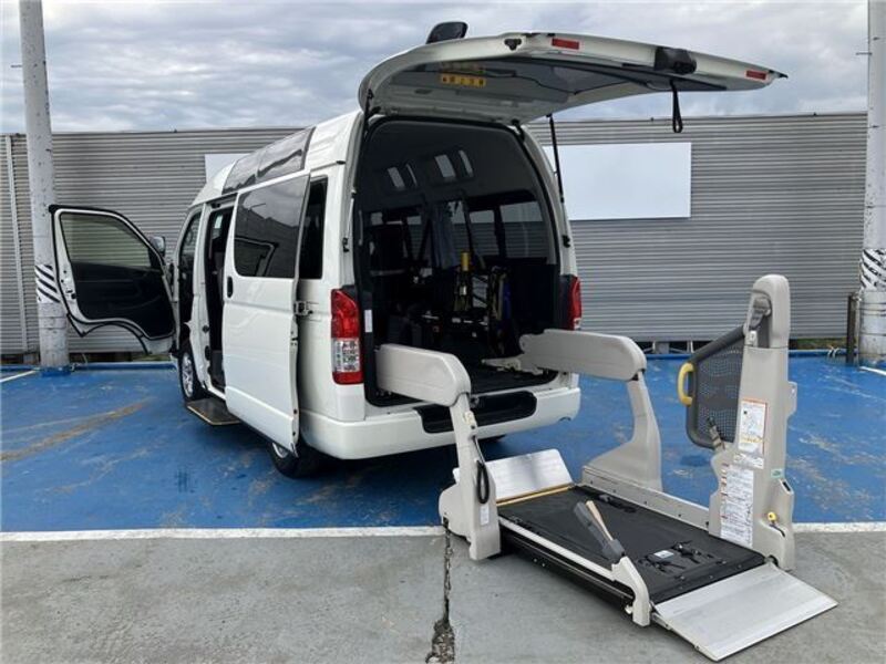 HIACE VAN-0