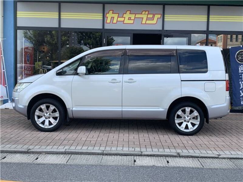 DELICA D5