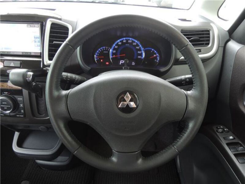 DELICA D2