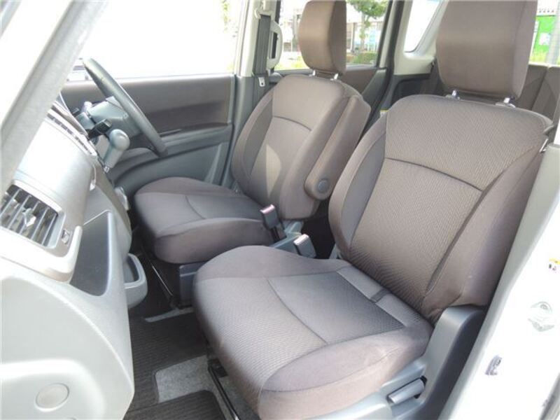 DELICA D2