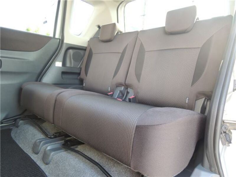 DELICA D2