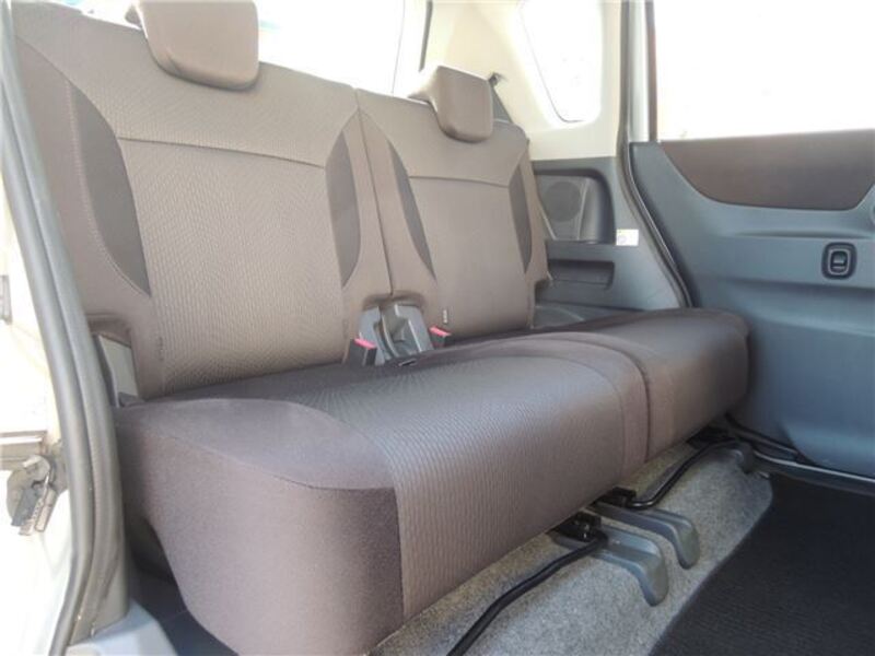 DELICA D2