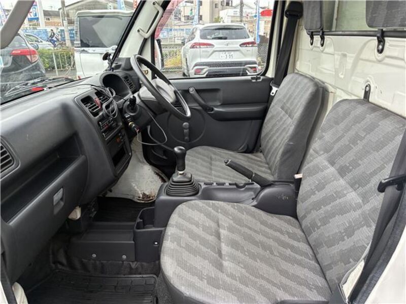 CARRY TRUCK