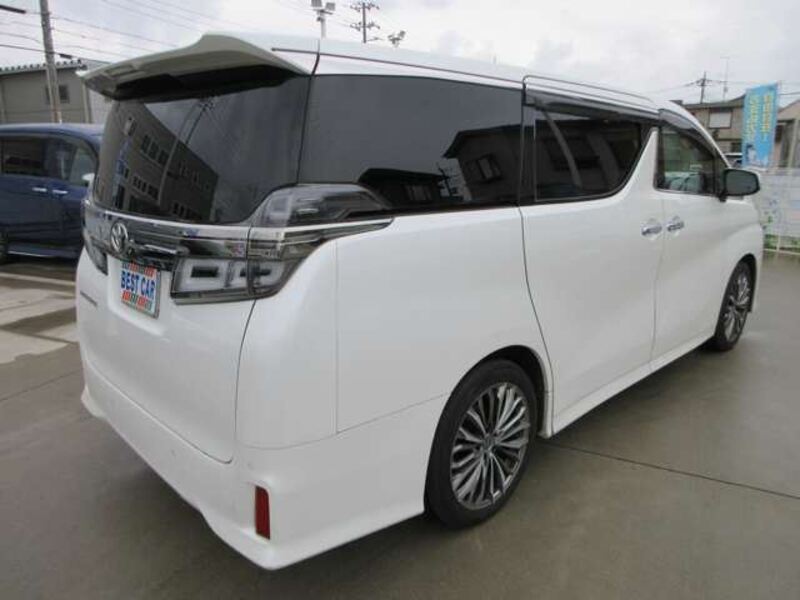 VELLFIRE