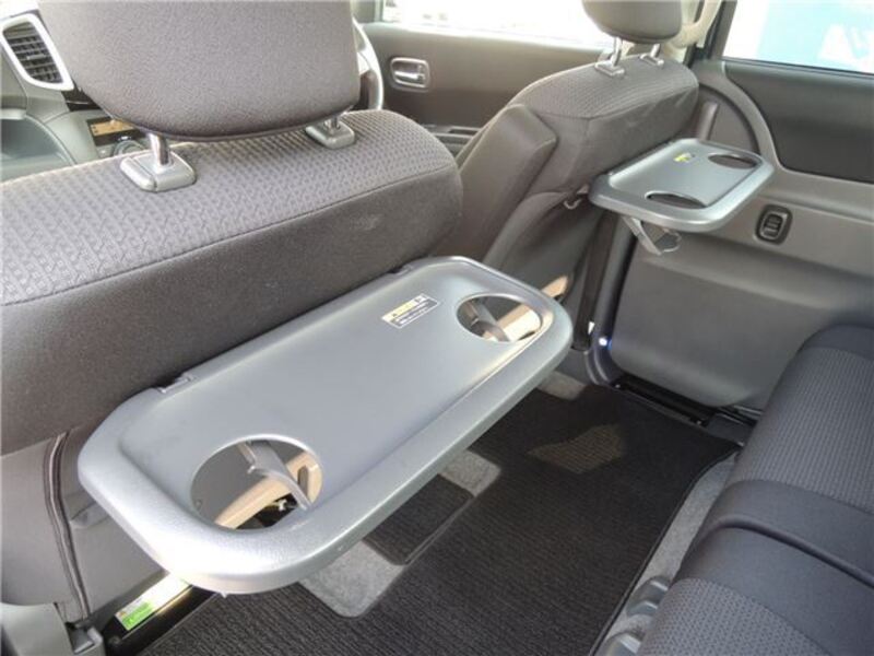 DELICA D2