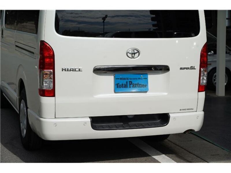 HIACE VAN