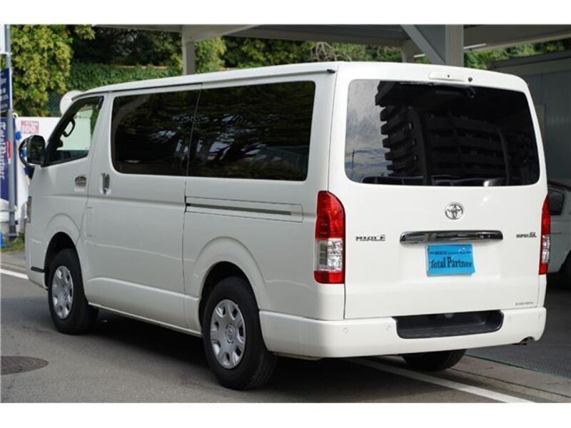 HIACE VAN