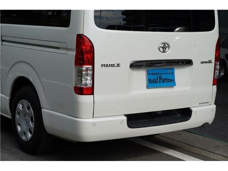 HIACE VAN