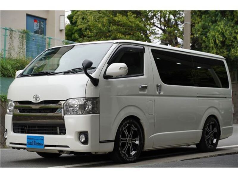 HIACE VAN