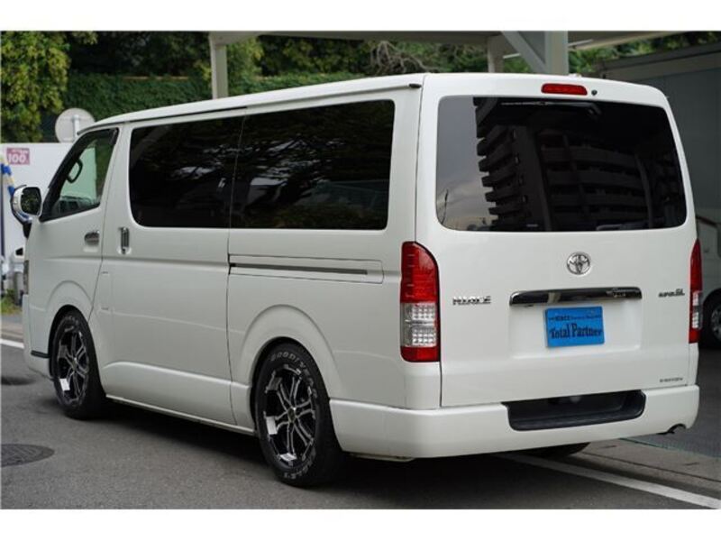 HIACE VAN