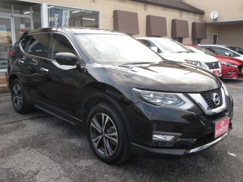 X-TRAIL