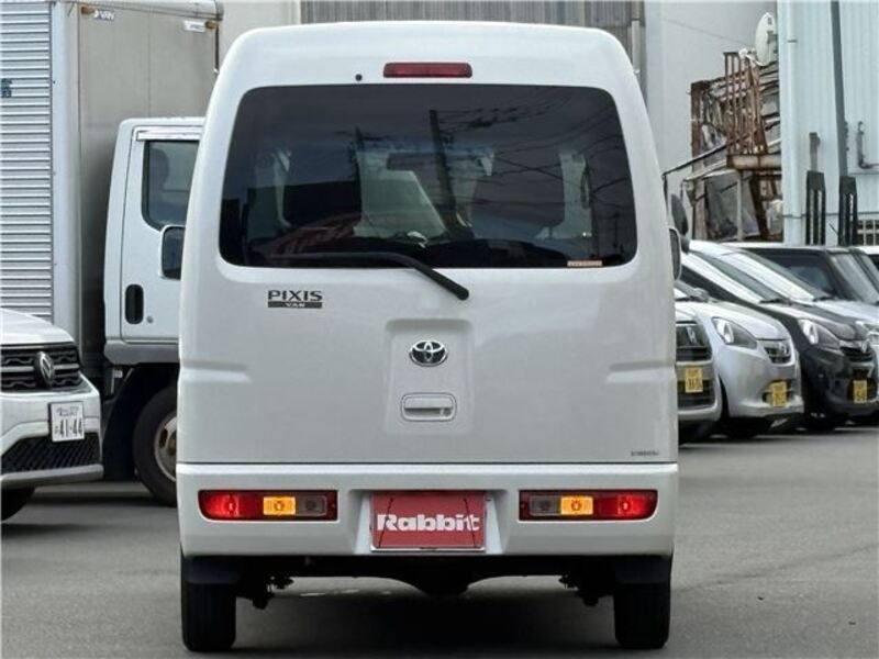 PIXIS VAN