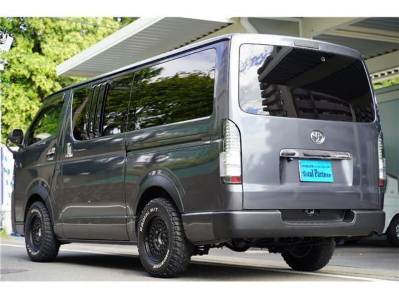 HIACE VAN