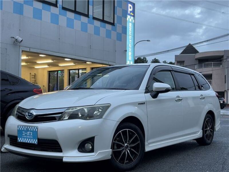 COROLLA FIELDER