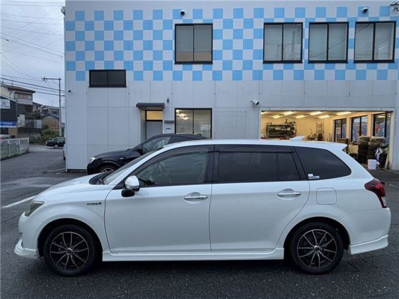 COROLLA FIELDER