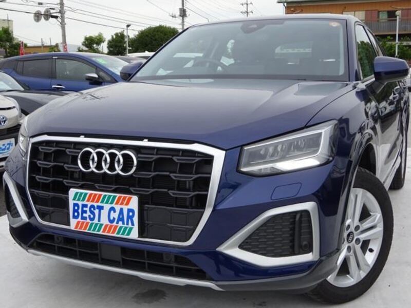 AUDI Q2