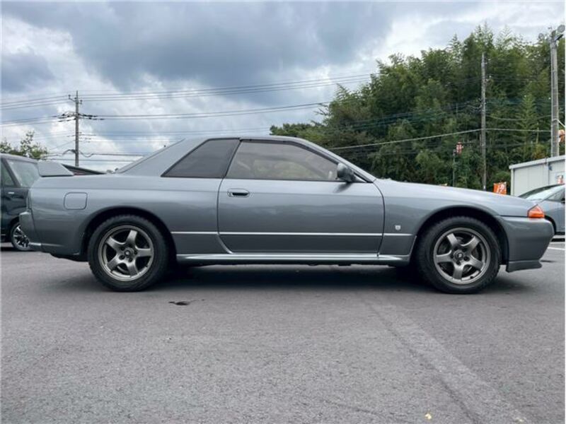 SKYLINE