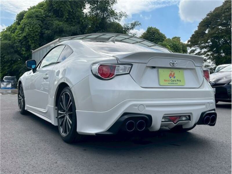 86
