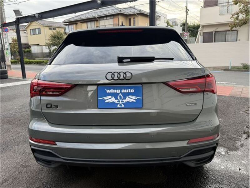 Q3