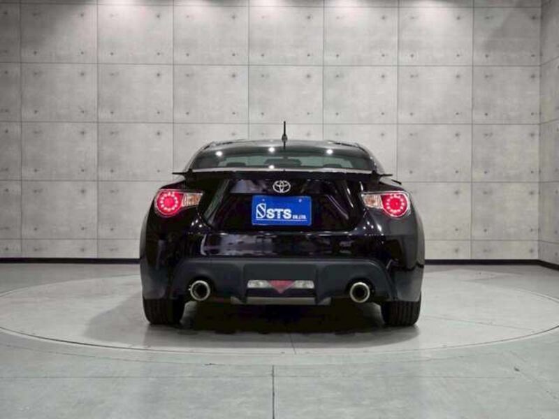 86