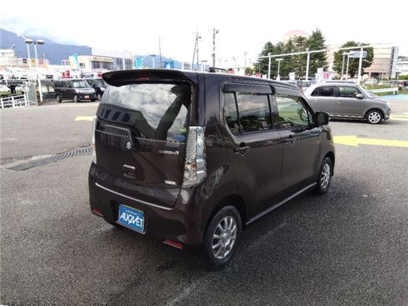 WAGON R
