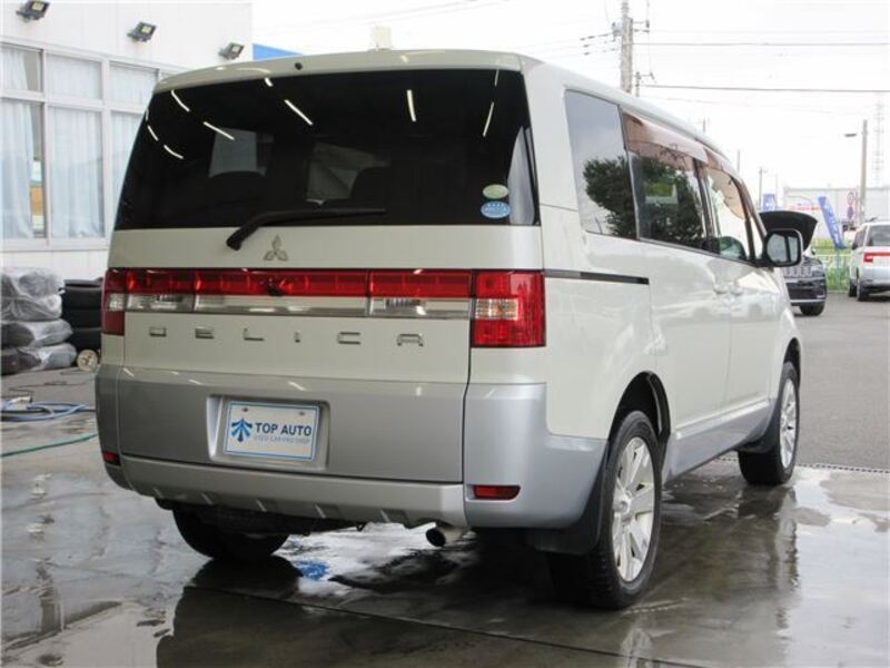 DELICA D5