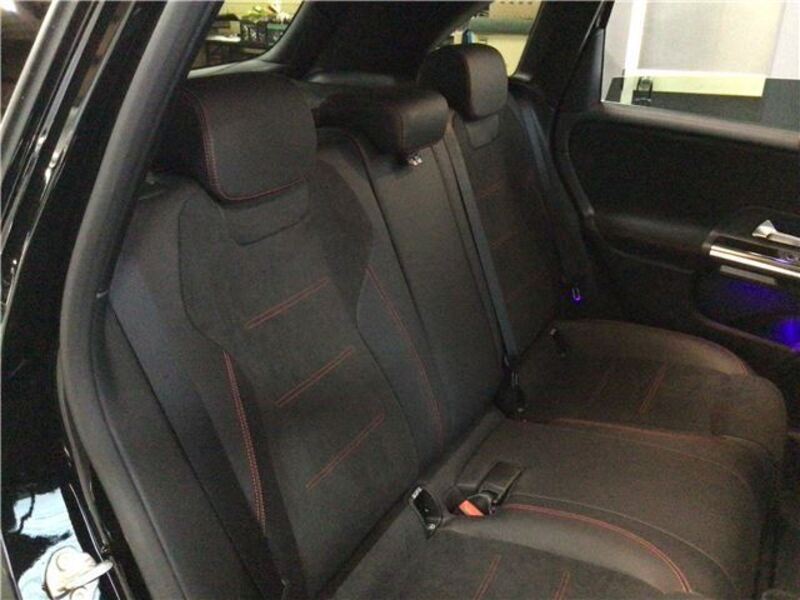 B-CLASS