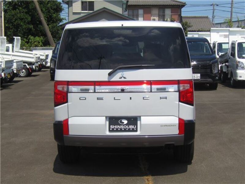 DELICA D5