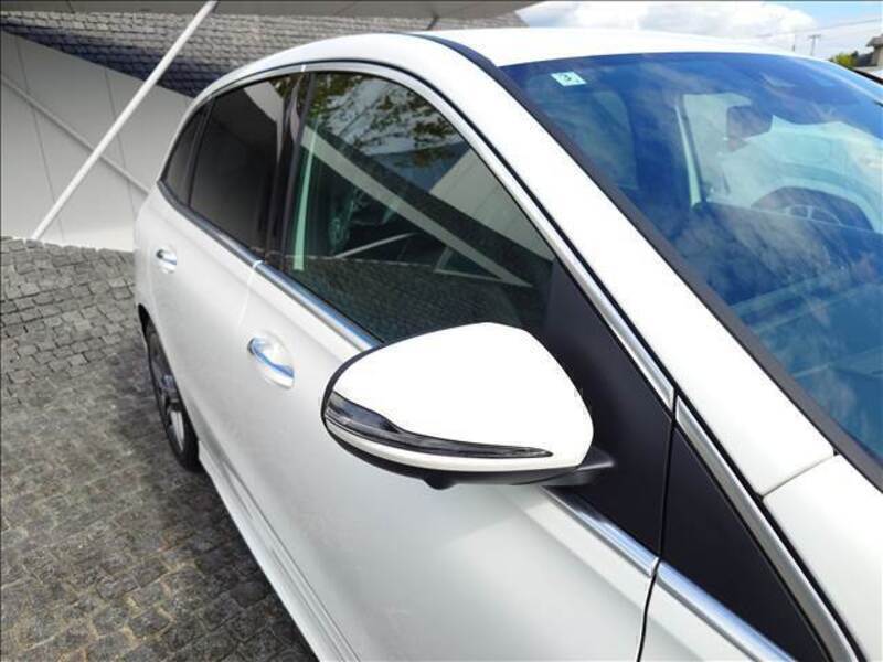 B-CLASS
