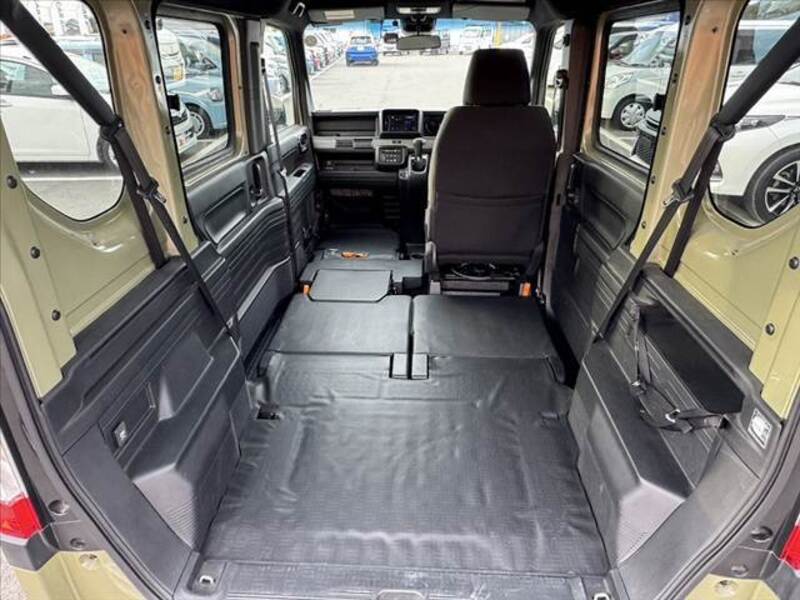N-VAN