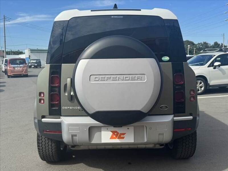 DEFENDER