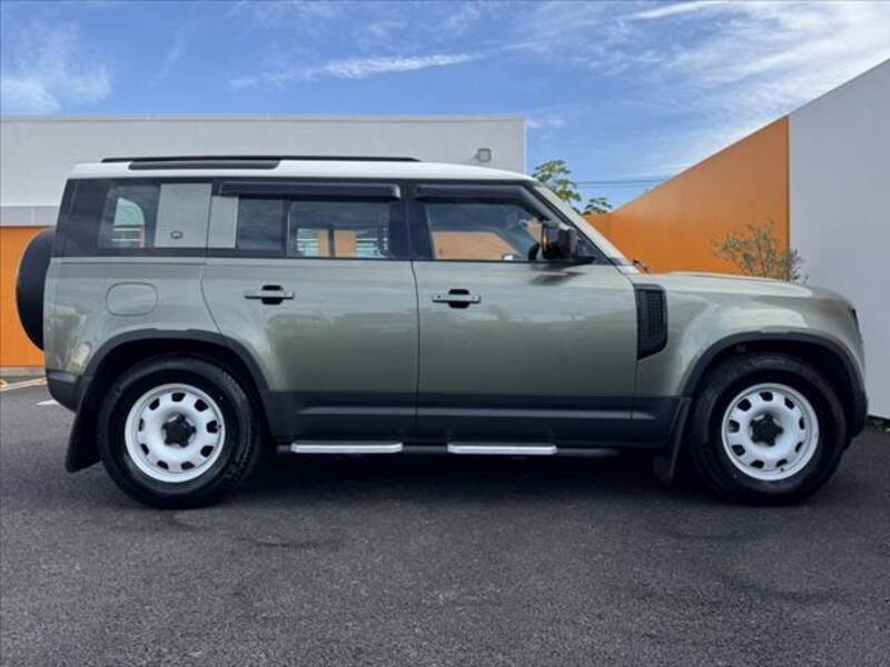 DEFENDER