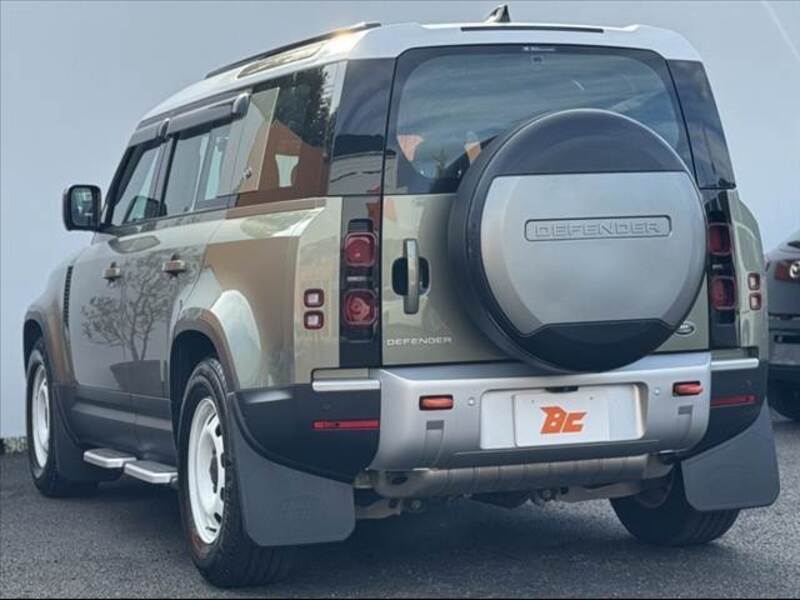 DEFENDER