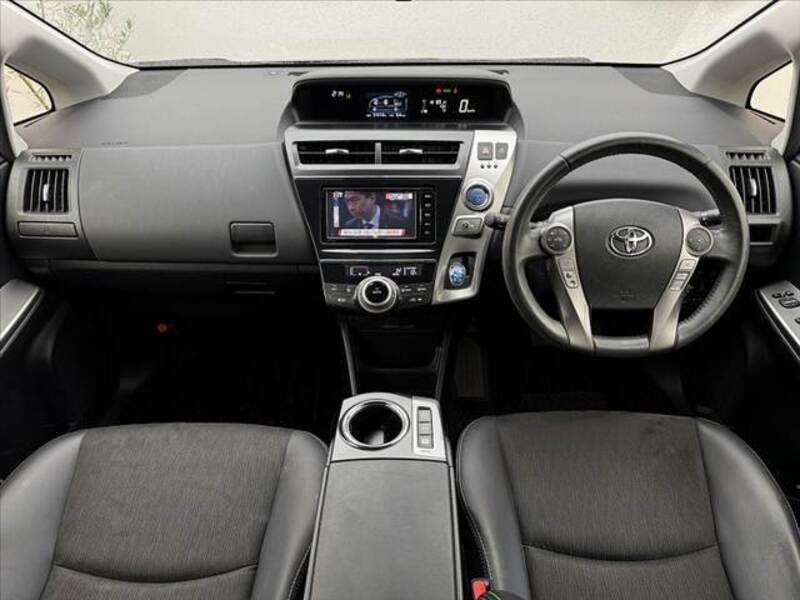 PRIUS ALPHA