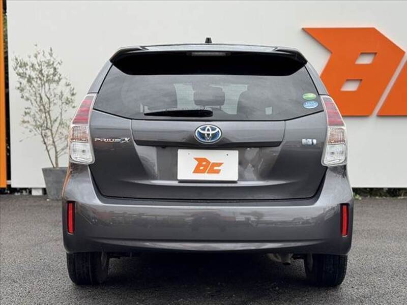 PRIUS ALPHA