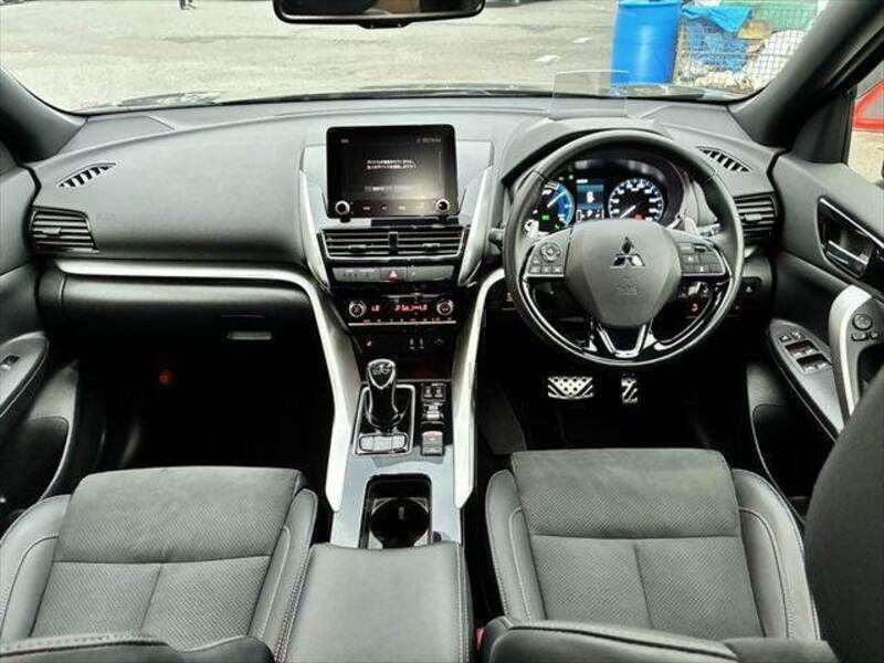 ECLIPSE CROSS