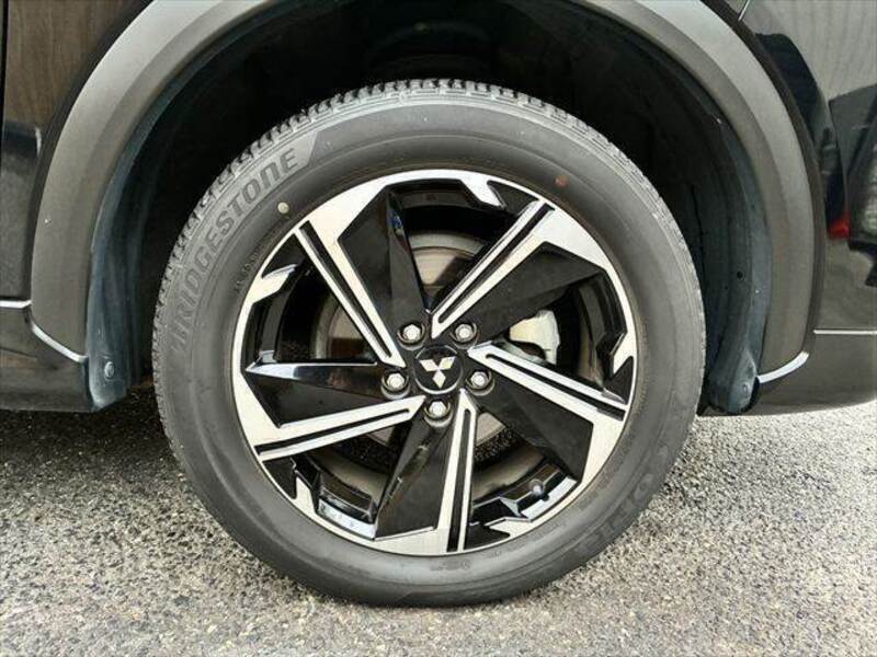 ECLIPSE CROSS