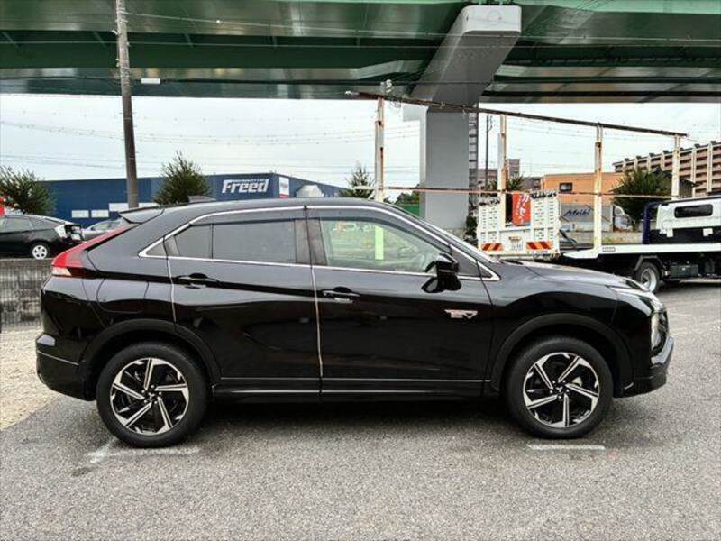 ECLIPSE CROSS
