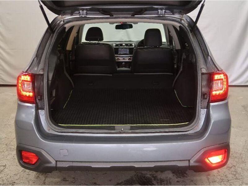 LEGACY OUTBACK