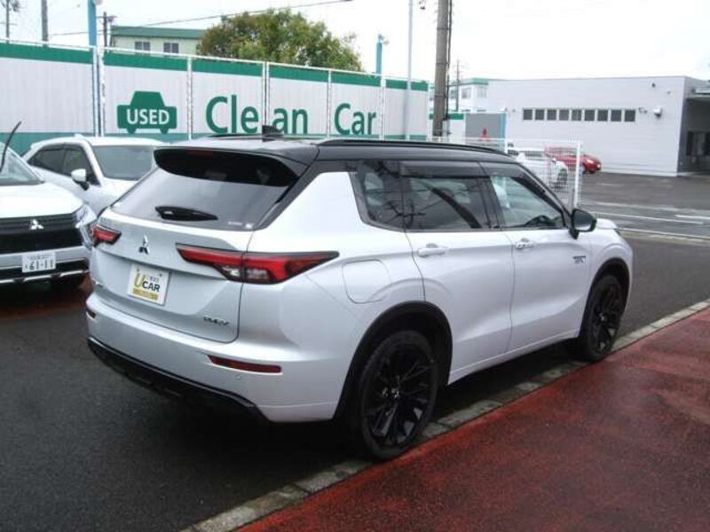 OUTLANDER PHEV