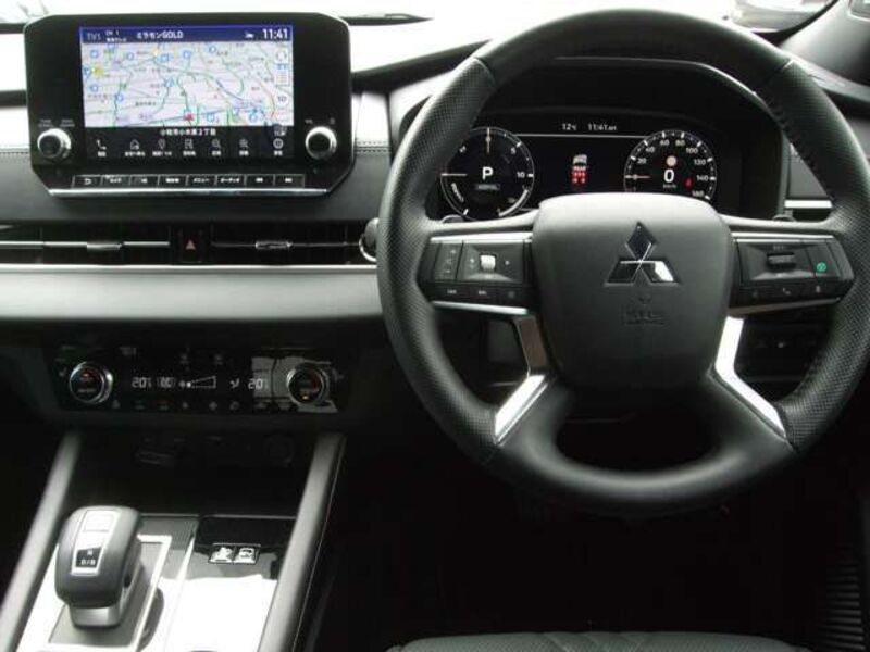 OUTLANDER PHEV