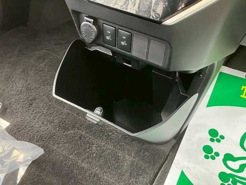 ROOMY