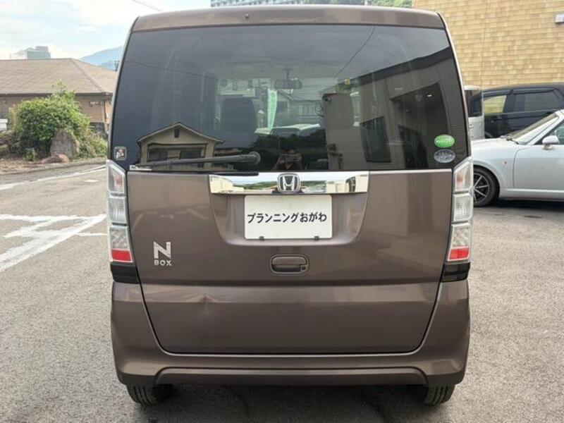 N BOX