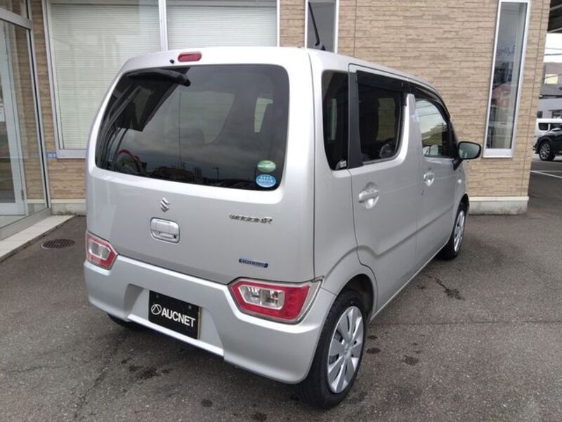 WAGON R