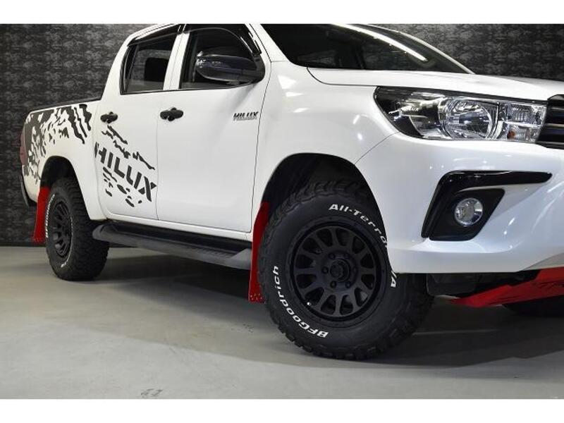 HILUX