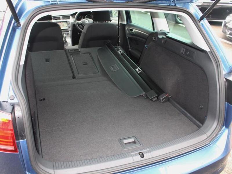 GOLF VARIANT